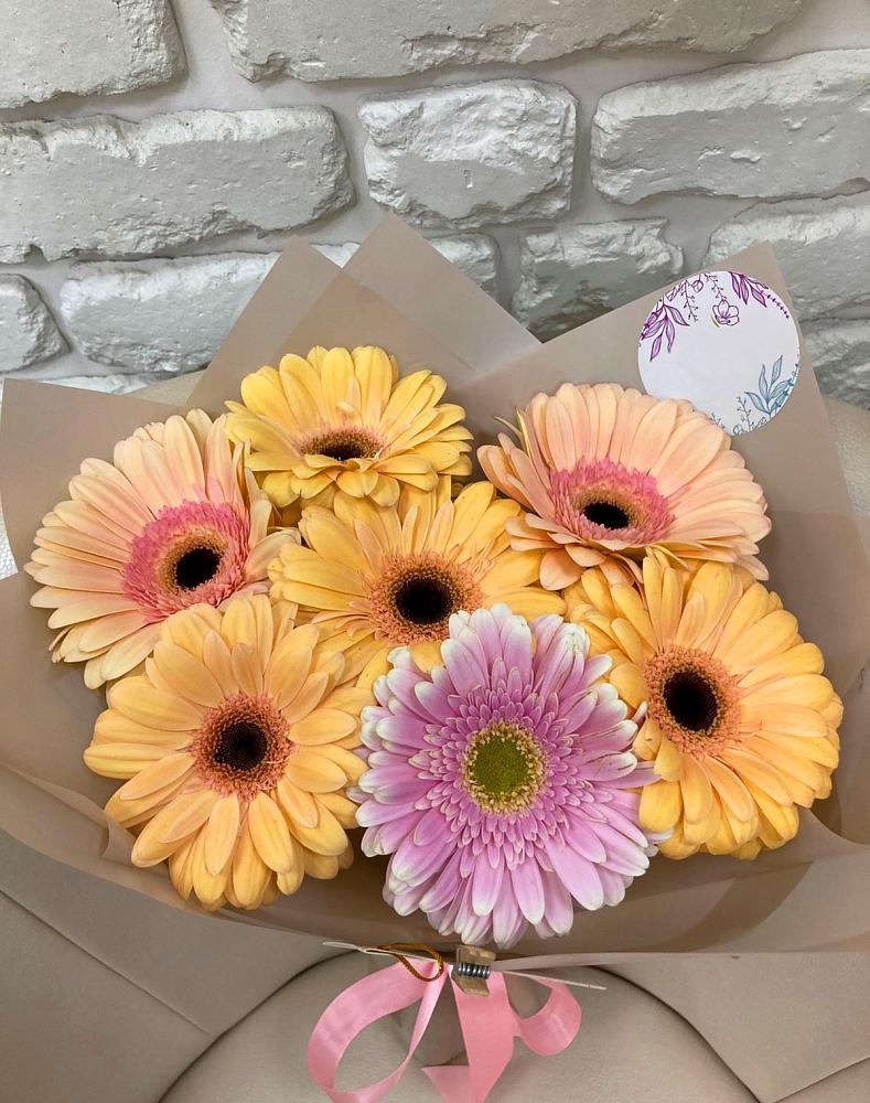 Букет цветов из: Герберы в Кукморе