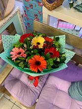 Букет цветов из:  Герберы, Хризантемы и Альстромерии #REPLACE_PRED# Кукморе
