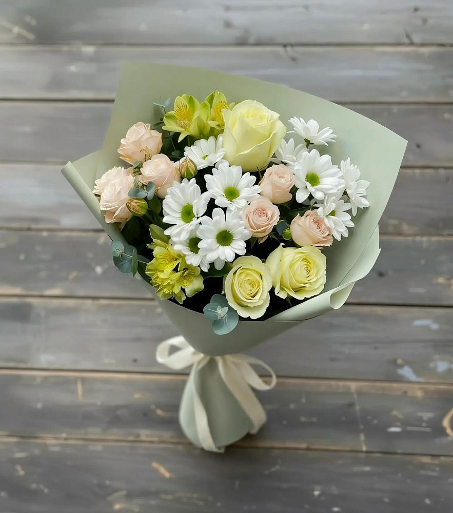 Букет цветов из: Альстромерии, Розы и Хризантемы в Кукморе