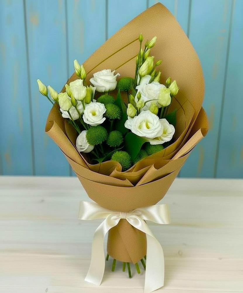 Букет цветов из: Хризантемы и Лизиантусы в Кукморе