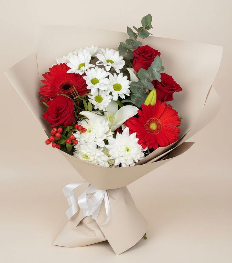 Букет цветов из: Розы, Хризантемы, Герберы и Лилии в Кукморе