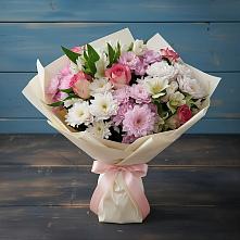 Букет цветов из:  Хризантемы, Альстромерии и Розы в Кукморе