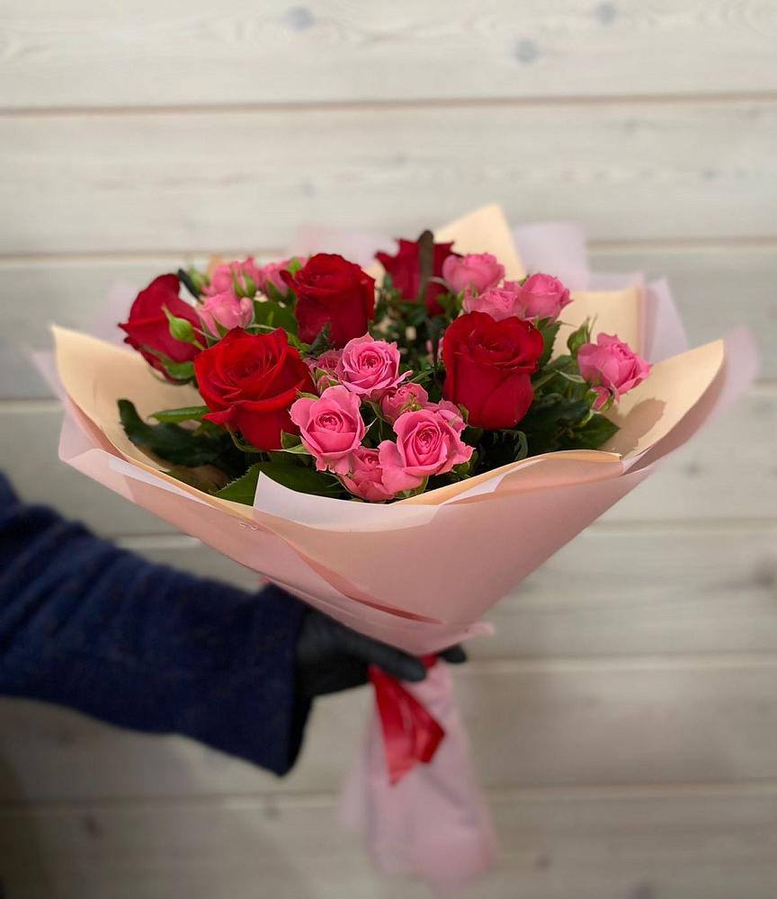 Букет цветов из: Розы в Кукморе